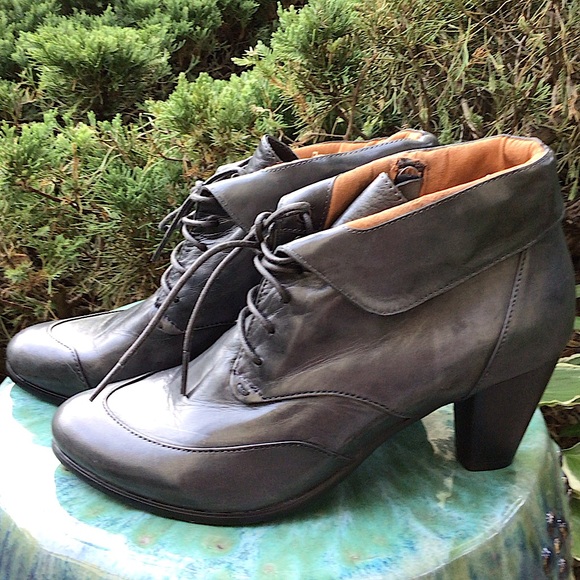 SPRING STEP Galil* (38) WOMEN’S Luxurious LEATHER material ankle lace-up boots. - Picture 4 of 12